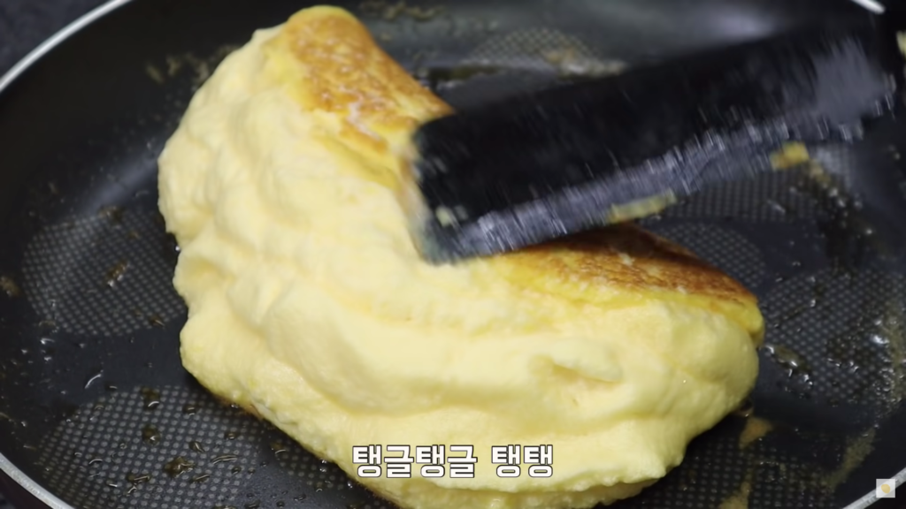 1000次梳乎厘奄列 食譜 1000次歐姆蛋舒芙蕾 食譜 1000次煎蛋 1000次蛋梳乎厘奄列 1000次歐姆蛋 1000次雞蛋捲 韓國食譜 pancake 食譜
