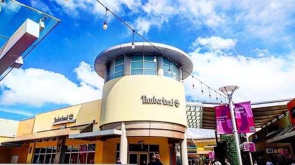 台灣Outlet 林口三井 禮客 義大世界 義大世界購物廣場 華泰名品城 Gloria Outlet 麗寶 OUTLET MALL LEECO禮客時尚館 OUTLET MALL