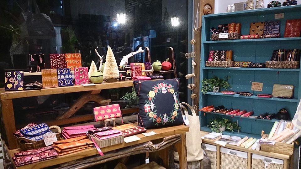 地球樹 品墨良行 巷內店 品墨設計 五方食藏 青田七六 台北好去處 台北文青 台北咖啡店 青田街 台北文創小店 台北必逛 古亭站 東門站 台北文青推薦