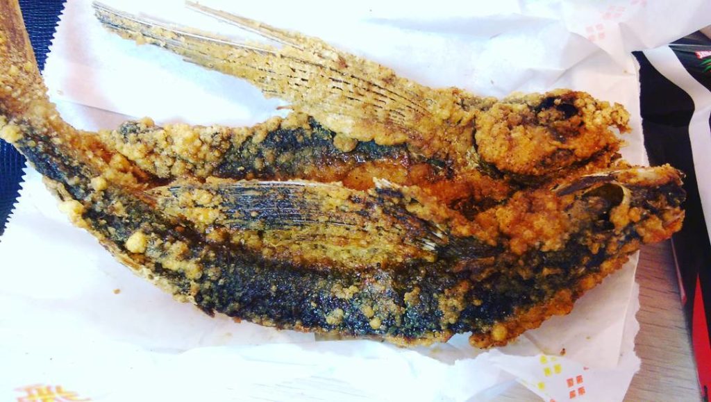 綠島美食 綠島必吃 綠島必食 綠島小吃 綠島冰沙
ㄞˋ轉角鹽酥雞 炸飛魚