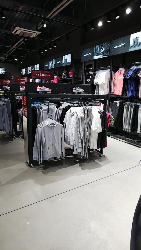 鳥栖Premium Outlets（TOSU PREMIUM OUTLETS）puma 福岡PUMA