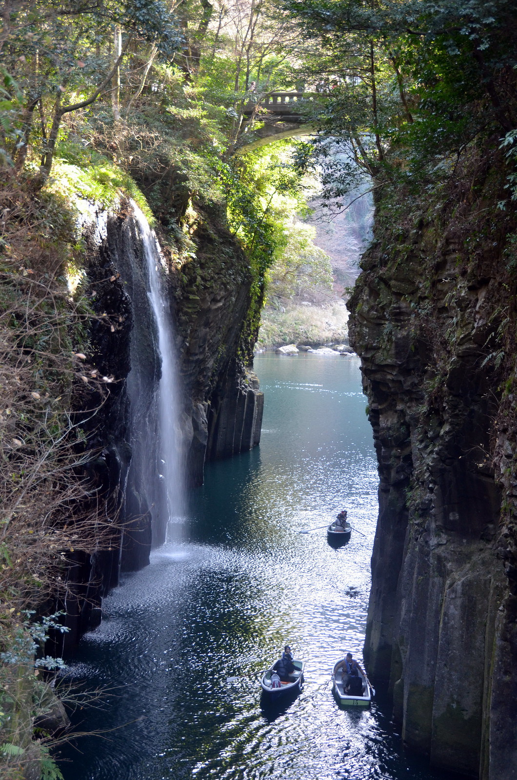 高千穗峽｜南九州行程 南九州景點 宮崎景點 高千穗峽（高千穂峡｜Takachiho Gorge）真名井瀑布