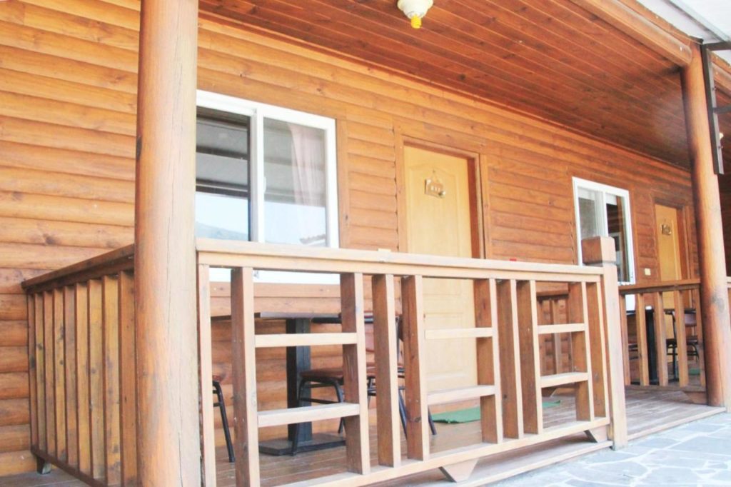 草地人Spa民宿