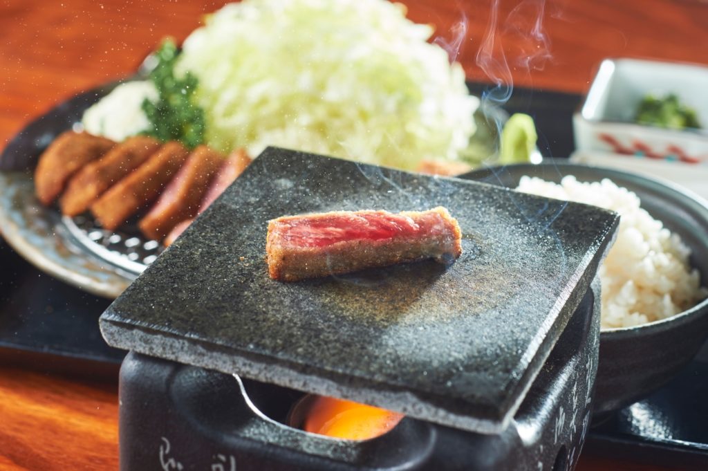 炸牛排本村 東京炸牛排 新宿炸牛排 淺草炸牛排東京美食 東京必食 東京必吃 新宿美食 新宿必食 新宿必吃