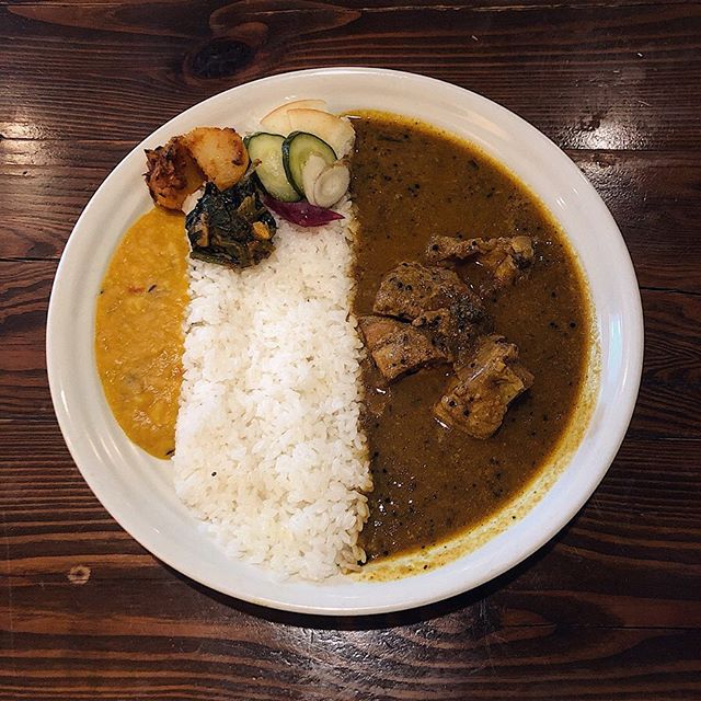 東京必食咖喱飯 千代田神田咖喱飯 滴桃之實 羊肉咖喱與扁豆蓉咖喱