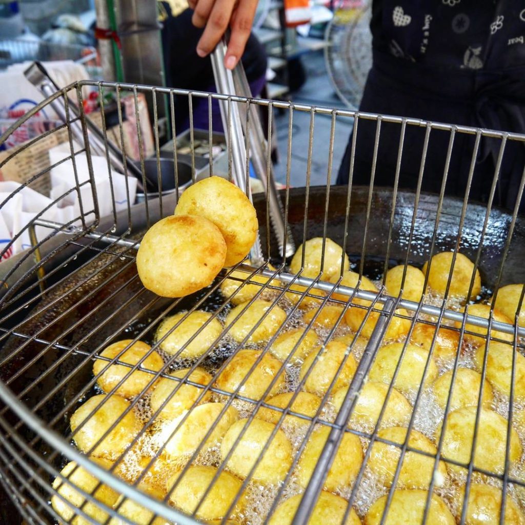 高雄旗津 高雄西子灣 西子灣景點 旗津景點 旗津美食 旗津渡輪 旗津老街 高雄一日遊 旗津必吃 旗津小吃 旗津海鮮 旗津海產 椪嫂蕃薯椪