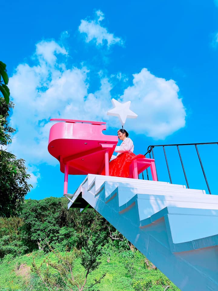 雲河星空景觀餐廳