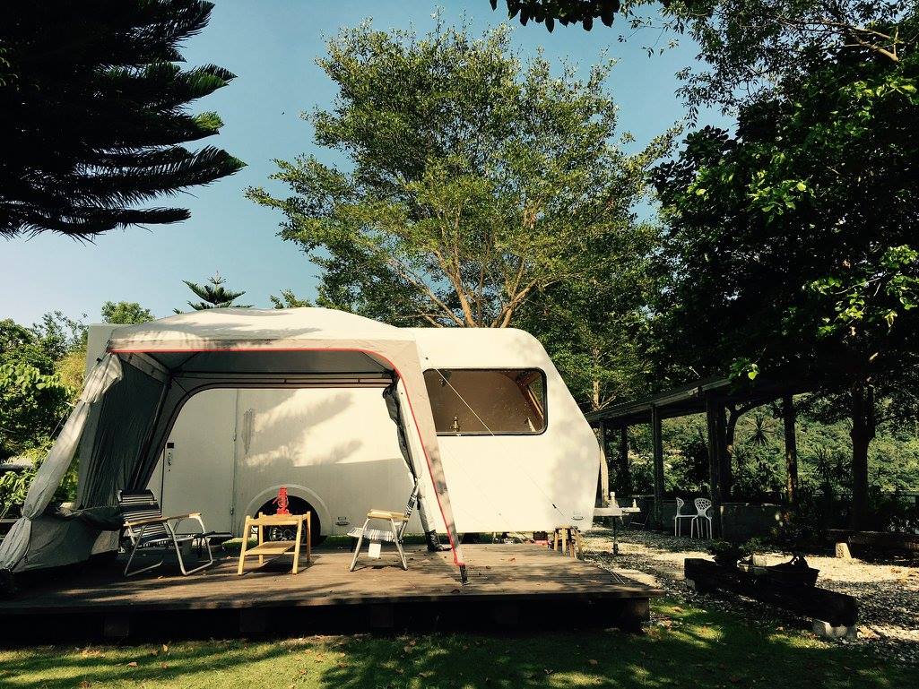 台灣露營車 花蓮露營車 台灣Glamping 花蓮Glamping
在水一方 湖畔小屋