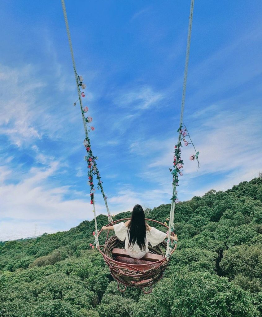 高空鞦韆