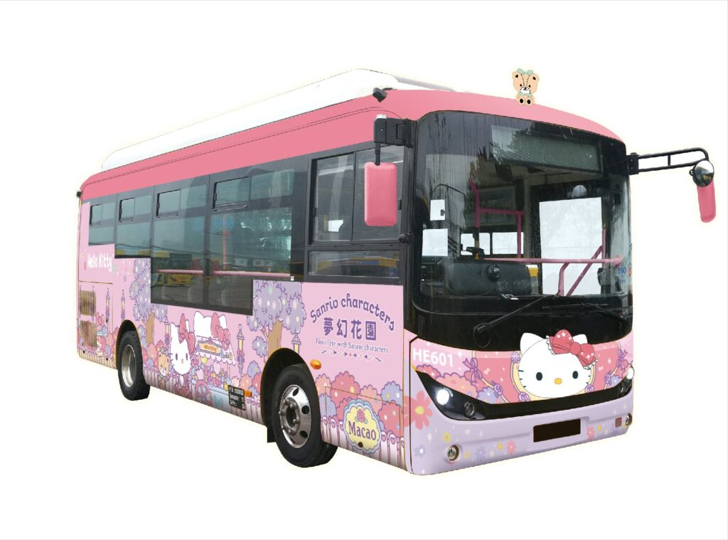 hello kitty 主題巴士