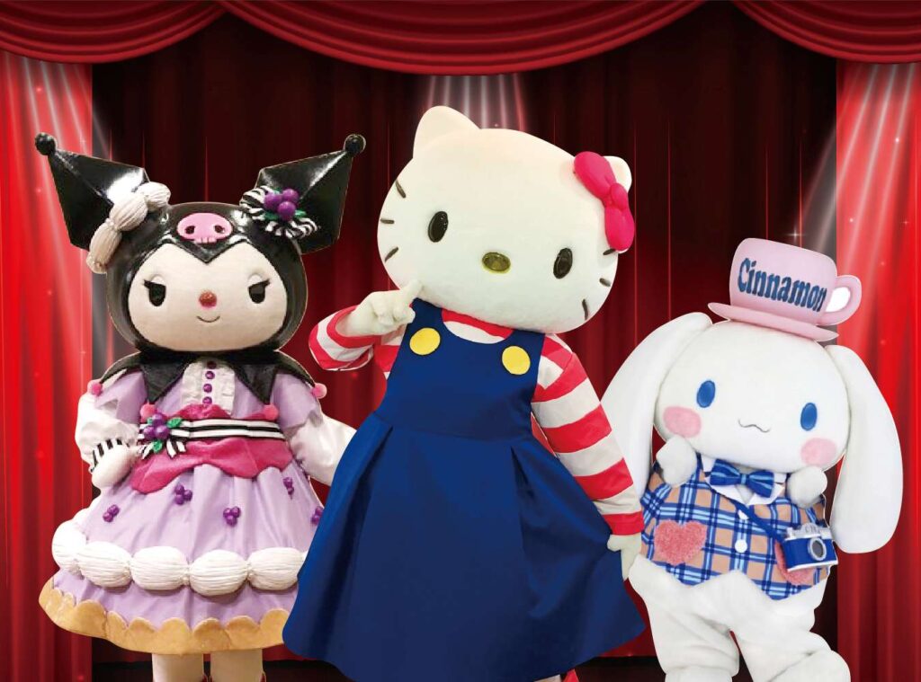 Sanrio主題打卡角色: hello Kitty, Kuromi, 玉桂狗