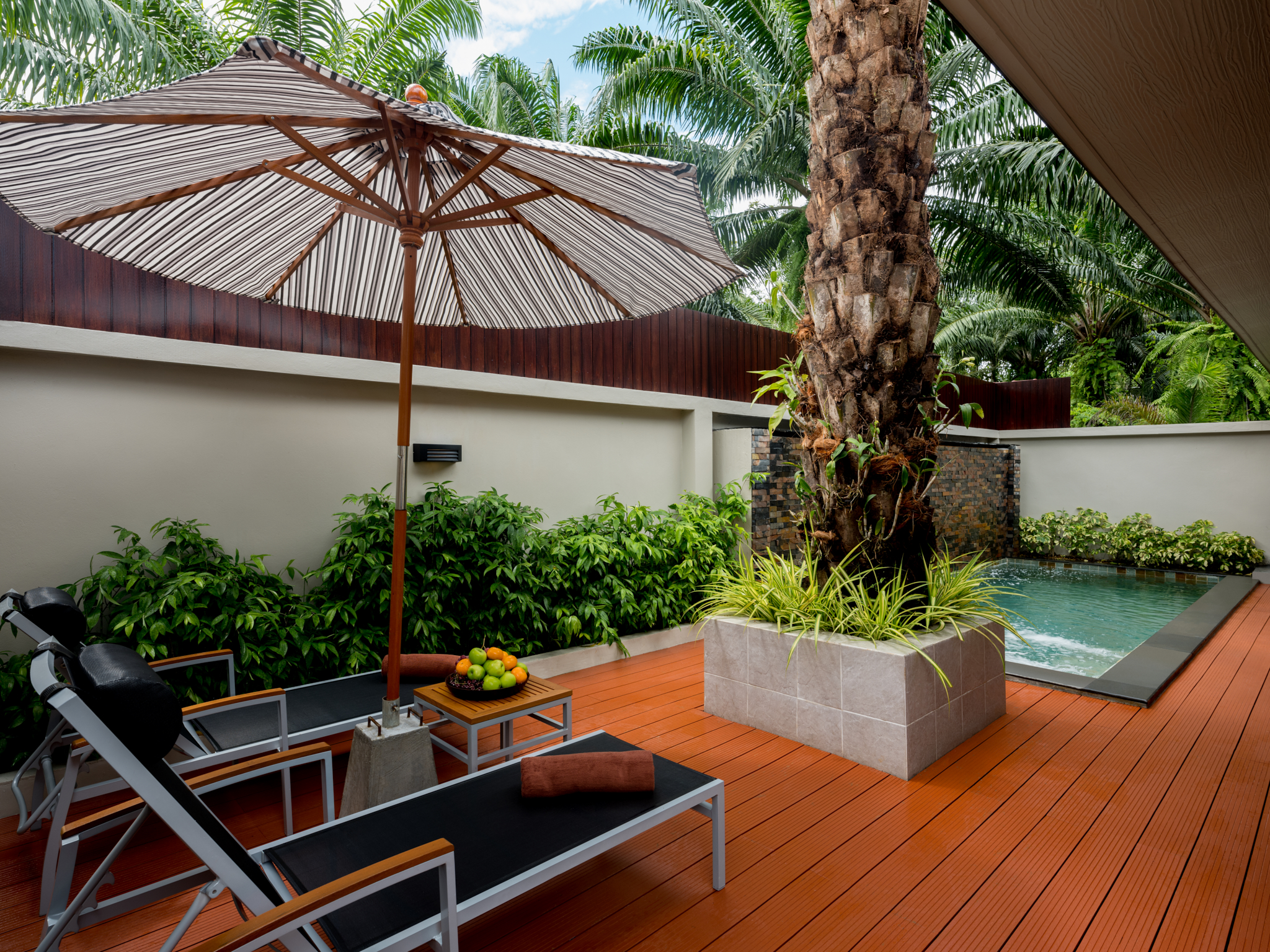 德瑪勒泳池別墅 (De Malee Pool Villa)