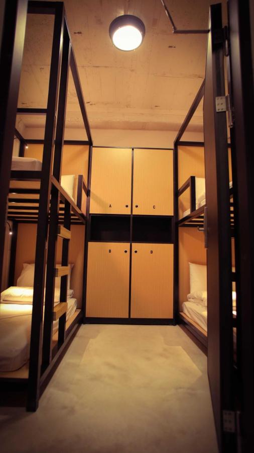 台北 台北住宿 台北飯店 台北酒店 台北膠囊酒店 悠逸行旅 Uinn Travel Hostel 黑熊好眠站 Hey Bear Capsule Hotel 台灣青旅膠囊旅店 Taiwan Youth Hostel & Capsule Hotel 東門3號膠囊旅店 DONGMEN 3 Hostel WORK INN 北車館 WORK INN TPE