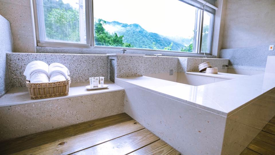 烏來一日遊 烏來溫泉 烏來溫泉住宿 烏來溫泉旅館 烏來溫泉民宿 烏來溫泉飯店