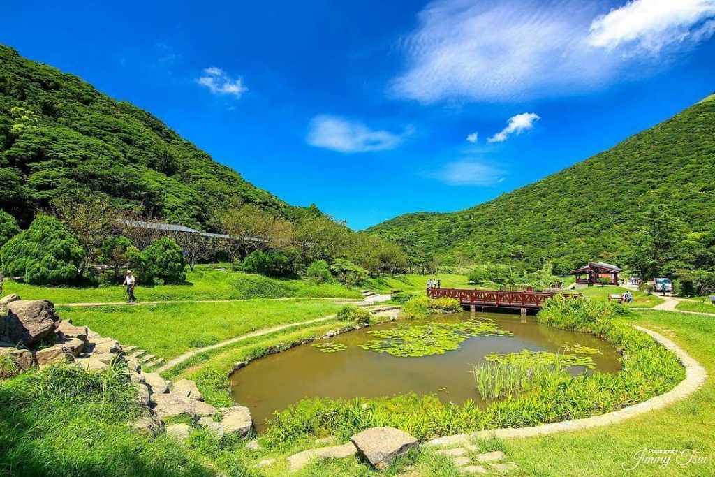 台北好去處 台北野餐地點 台北野餐 草地野餐 台北郊遊 台北郊外 野餐活動 野餐地點 華山 野餐 圓山 野餐 內湖 野餐 台北假日去處