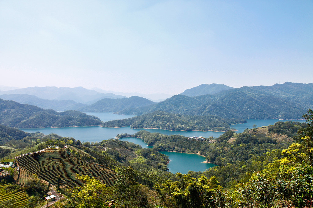 台灣秘境 台灣風景 台灣美景 台灣景點 台灣最美的風景
石碇景點 台灣千島湖 新北 翡翠水庫 八卦茶園 加裡山 台灣梯田