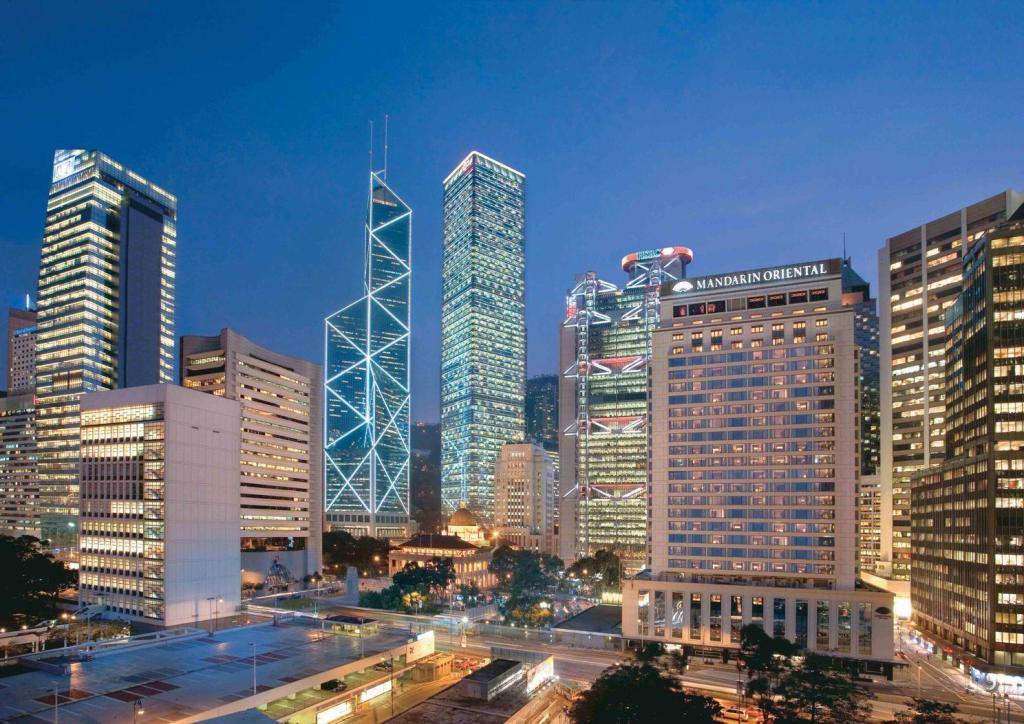 香港 香港酒店 香港Staycation Staycation優惠 聖誕Staycation KLOOK KKday 香港四季酒店 香港朗廷酒店 香港美利酒店 香港柏寧酒店 馬哥孛羅香港酒店 香港文華東方酒店 香港君悅酒店 灣仔英皇駿景酒店 香港銅鑼灣皇冠假日酒店 香港九龍東皇冠假日酒店 諾富特東薈城酒店