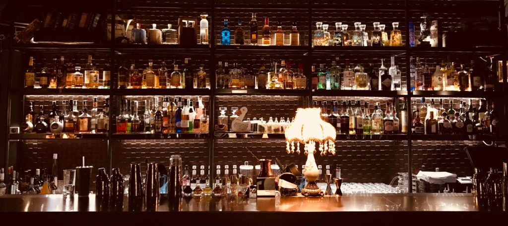 Book ing Bar 台北好去處 台北酒吧 台北Speakeasy酒吧 台北密室酒吧 國父紀念館站酒吧