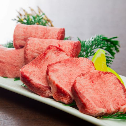 肉處　阿倍野　きっしゃん 厚切牛舌 (特選厚切り牛塩タン 960円)