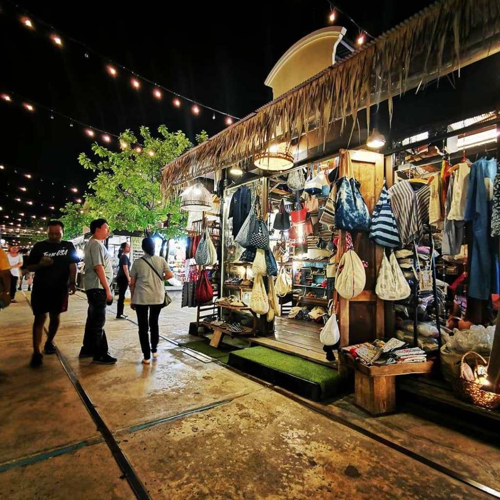 Asiatique 河濱夜市​ 曼谷市集 曼谷夜市 曼谷必逛 曼谷購物