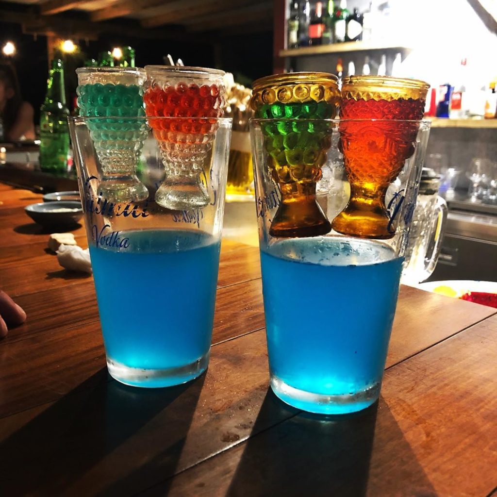 綠島美食 綠島必吃 綠島必食 綠島小吃 綠島冰沙
綠島Bar 緣島酒吧 深入·島嶼酒吧