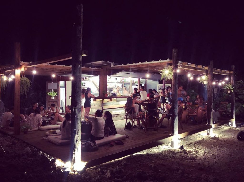 綠島美食 綠島必吃 綠島必食 綠島小吃 綠島冰沙
綠島Bar 緣島酒吧 深入·島嶼酒吧