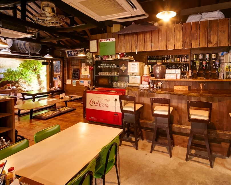 【沖繩一天行程】冬日限定！賞鯨魚/櫻花祭/泡溫泉/無敵海景吊床Cafe/懷舊居酒屋 - 昭和居酒屋 北山食堂