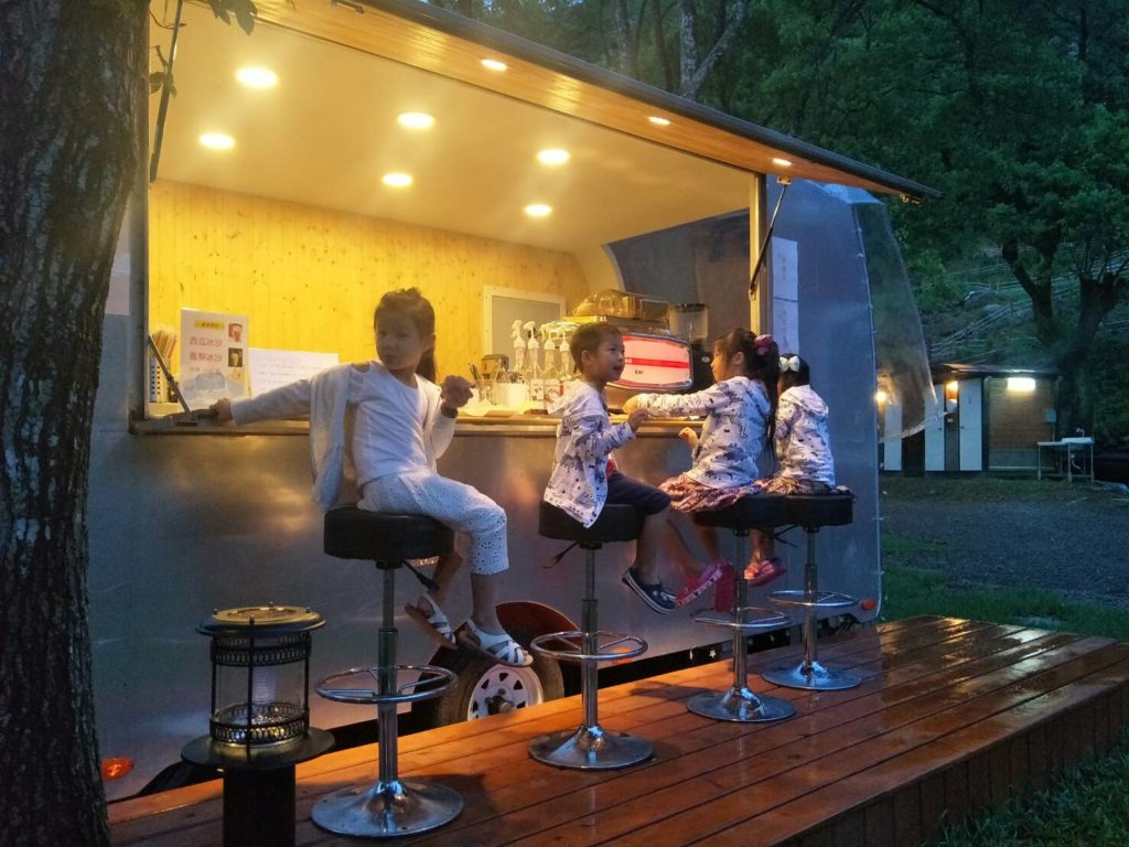 台灣露營車 苗栗露營車 台灣Glamping 苗栗Glamping
呼拉莊園