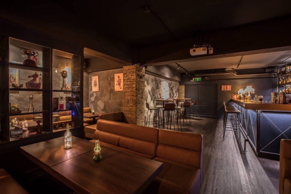 Book ing Bar