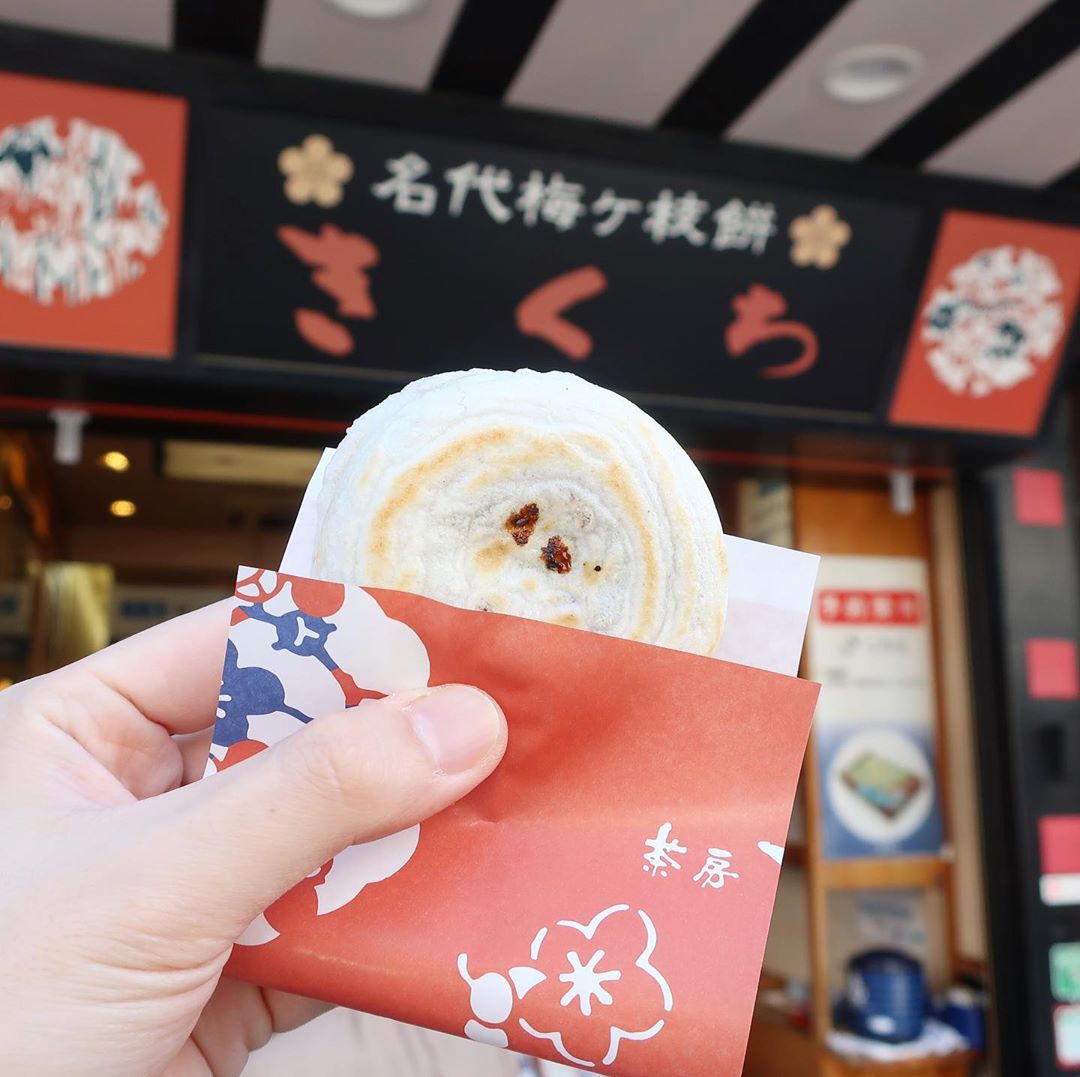 梅枝餅（梅ヶ枝餅）太宰府天滿宮｜福岡 Fukuoka 福岡自由行 福岡景點 福岡行程 福岡美食 福岡必玩 福岡好去處 福岡購物 福岡必食