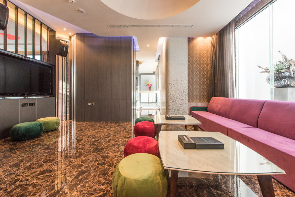 台中MOTEL 台中汽車旅館 台中開趴 台中Party Room 台中汽旅
悅河精品旅館