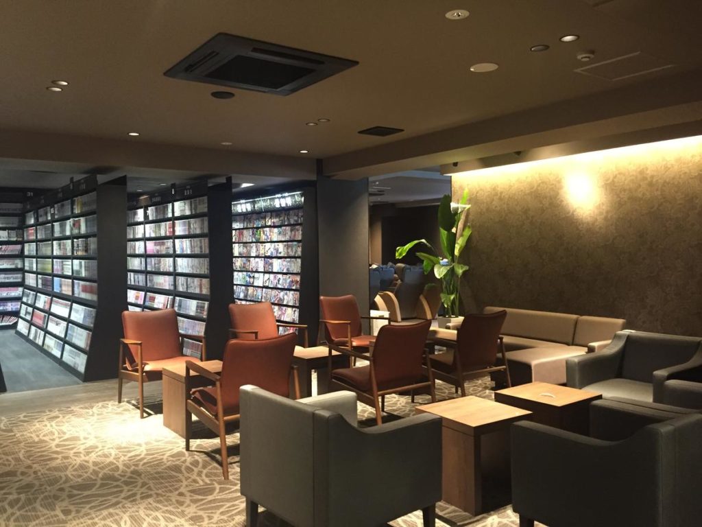 東京住宿 東京膠囊旅館 窮遊東京 獨遊東京 東京自由行
上野膠囊旅館：款待之禦宿膠囊旅館