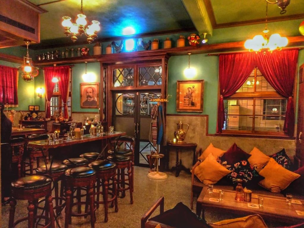 Bar Home Bar TCRC 台南酒吧 台南老宅酒吧 台南獨棟酒吧 台南好去處