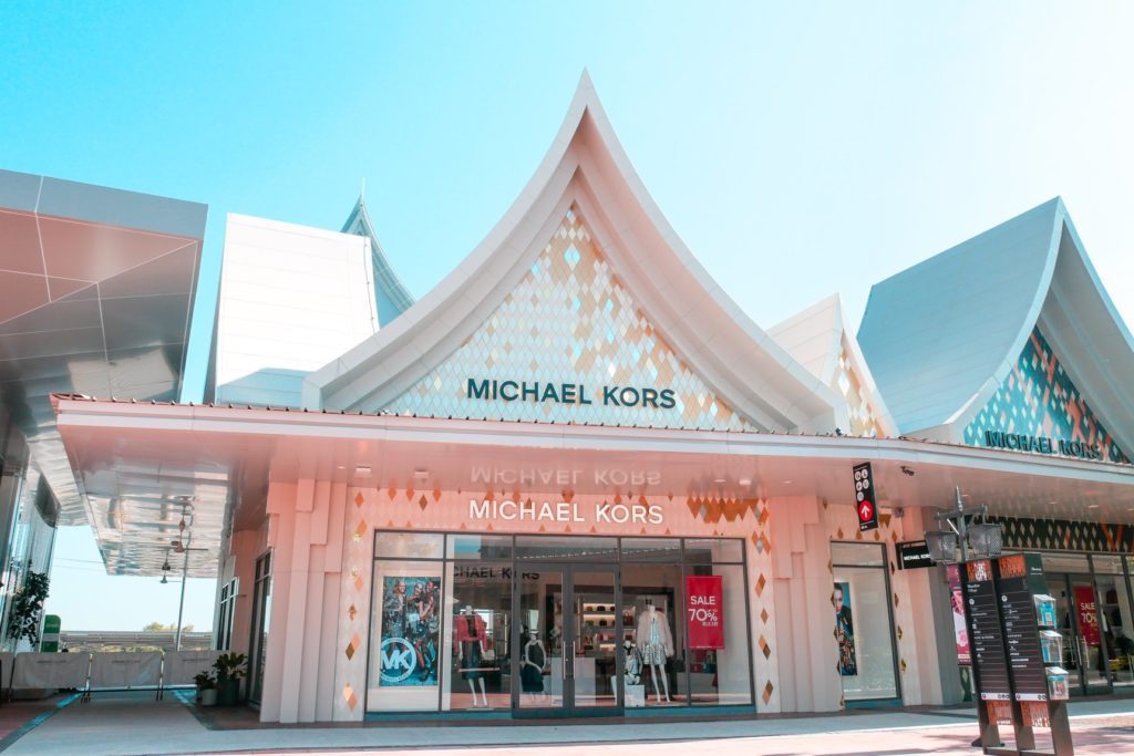 曼谷outlet必買
曼谷outlet介紹
曼谷outlet central village
曼谷outlet central village介紹
曼谷outlet central village交通
Michael Kors