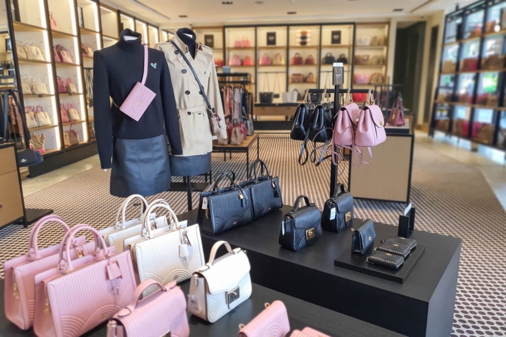 曼谷outlet必買
曼谷outlet介紹
曼谷outlet central village
曼谷outlet central village介紹
曼谷outlet central village交通
COACH