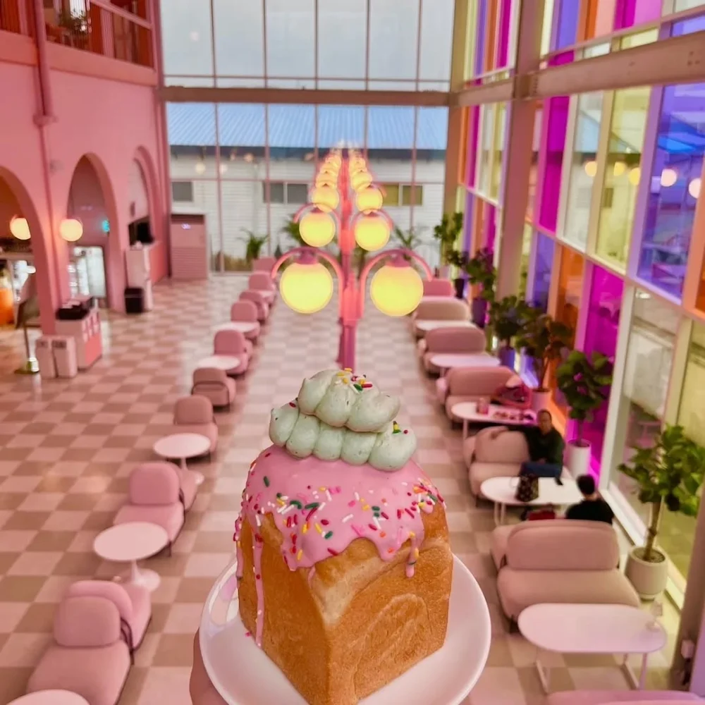 BBHausCafe 人氣甜點 - 彩虹蛋糕