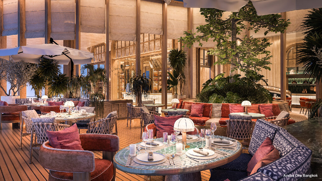 除了購物與美食外,One Bangkok更擁有兩大高貴奢華的酒店 - The Ritz Carlton Bangkok 及 Andaz One Bangkok