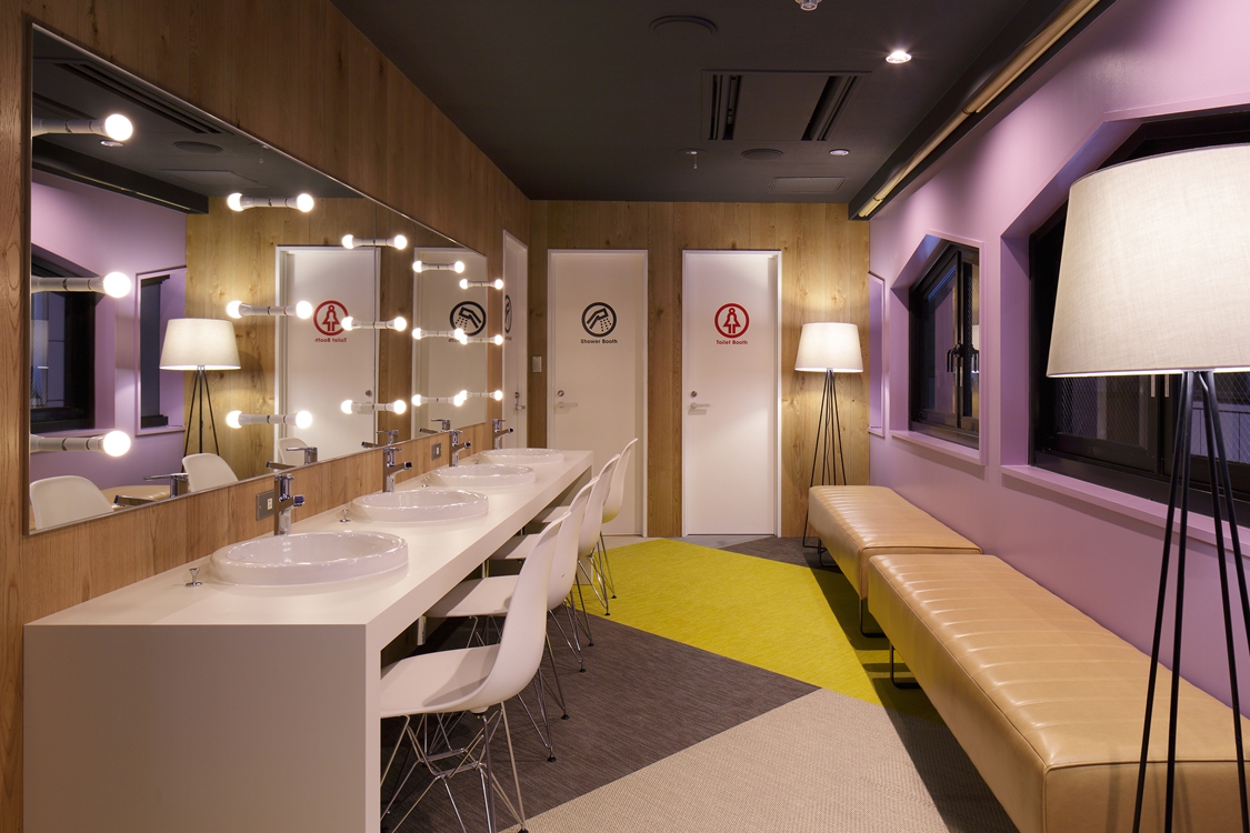 女仕專用化妝間 窮遊東京！新宿獨遊必住膠囊旅館！ - Booth Net Cafe＆Capsule