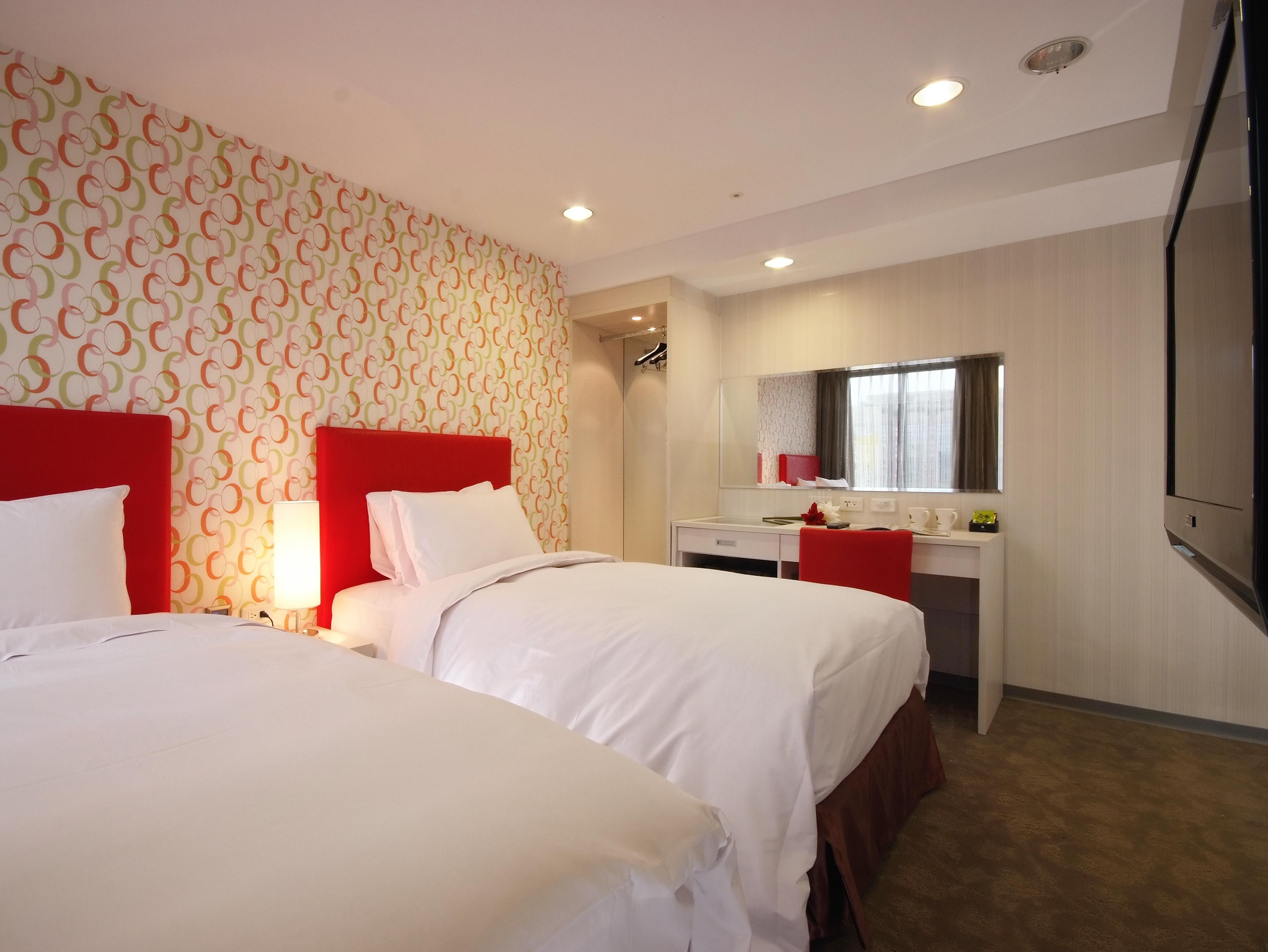 遊台必住！台中十大人氣酒店(後篇)中欣‧商務精品飯店 - 原Plaza Hotel (Butler Hotel (Plaza Hotel))