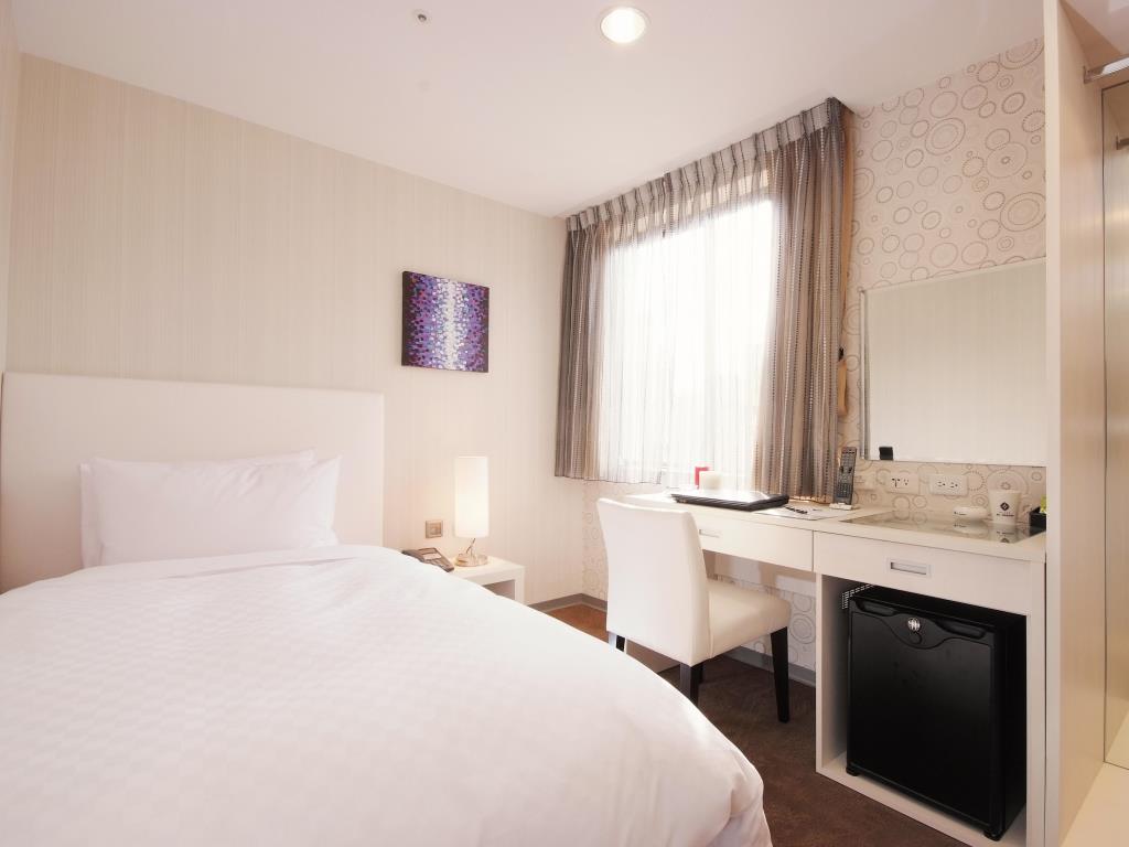 遊台必住！台中十大人氣酒店(後篇)中欣‧商務精品飯店 - 原Plaza Hotel (Butler Hotel (Plaza Hotel))