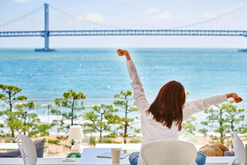 Cafe Byul Bed 별침대 Waveon Coffee 웨이브온커피 百花齊放 백화제방 森林咖啡廳 롶속 TERAROSA COFFEE 테라로사 午後的紅茶 오후의 홍차 RACOONAMATATA 라쿠나마타타 釜山 釜山cafe 釜山打卡cafe 釜山咖啡廳 釜山打卡咖啡廳 釜山咖啡店 釜山打卡咖啡店