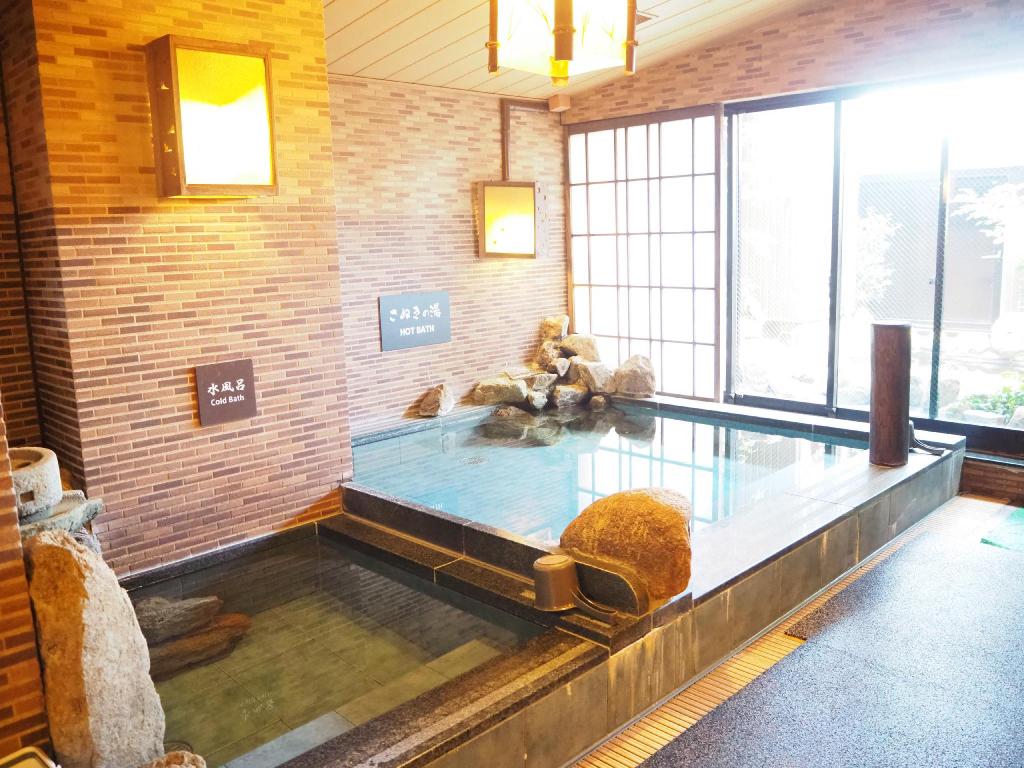 高松克萊蒙特JR大酒店 JR Hotel Clement Takamatsu Dormy Inn酒店 - 高松溫泉 Dormy Inn Takamatsu Hot Spring 高松東急REI酒店 Takamatsu Tokyu REI Hotel 高松皇家花園酒店 Royal Park Hotel Takamatsu 高松大和ROYNET酒店 Daiwa Roynet Hotel Takamatsu Dormy Inn 高松 高松酒店 高松住宿 高松 日本 日本酒店 日本住宿