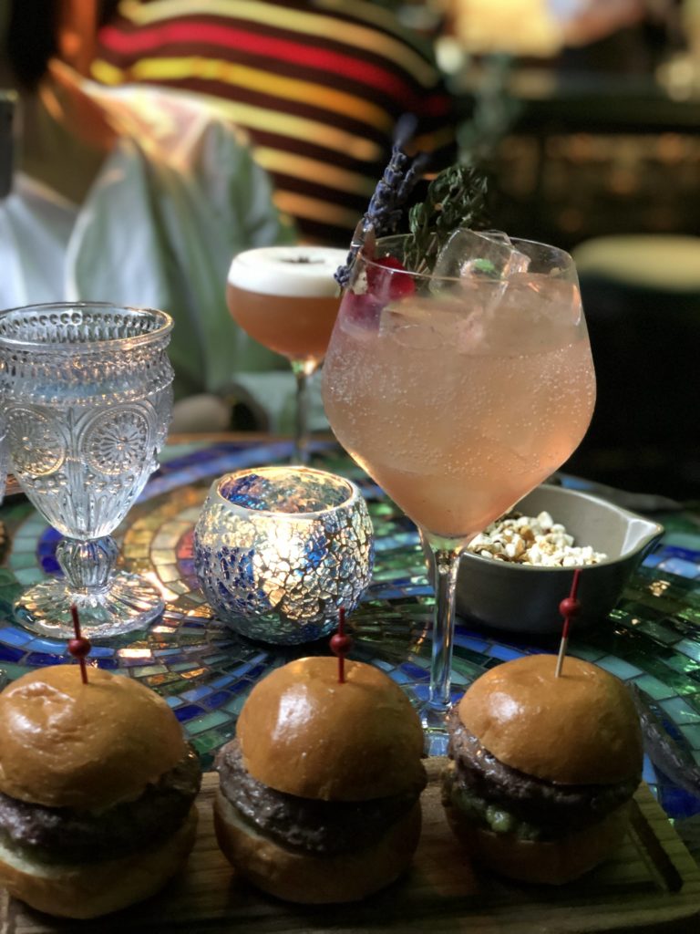 Dragonfly foodie 中環Dragonfly 香港酒吧 中環酒吧 中環Speakeasy酒吧 中環Hidden Bar