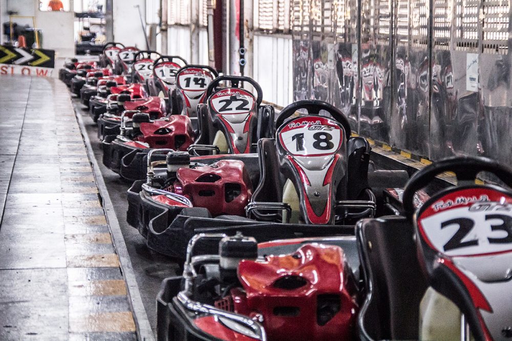 EasyKart bangkok kart 曼谷kart 曼谷好去處 曼谷 卡丁車 曼谷 高卡車 曼谷 gokart 曼谷 賽車 曼谷高卡車交通 曼谷親子好去處 曼谷親子景點 胡慧沖推介 胡慧沖 景點