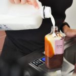 外帶朱古力飲料｜Frank Cake Bar BTS Ari站 朱古力飲料 巧克力飲料 曼谷美食 曼谷CAFE 曼谷必食 曼谷必去 曼谷景點 曼谷網紅CAFE 曼谷打卡