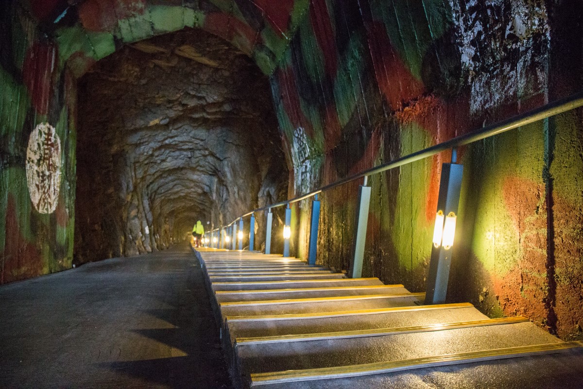 安東坑道
