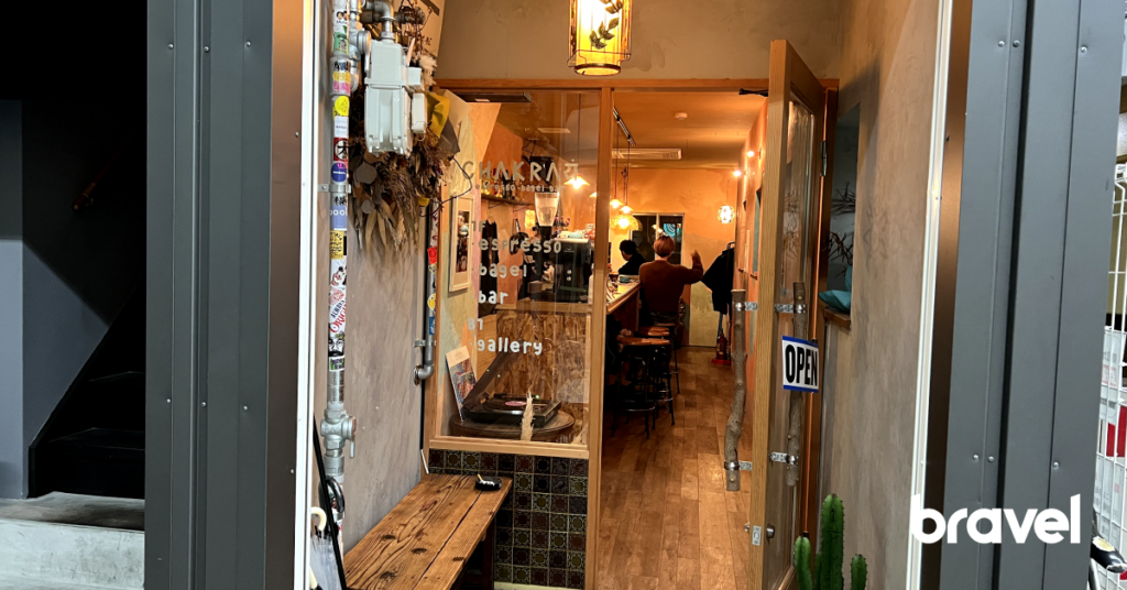 深夜酒吧Cafe：CHAKRA Espresso Bagel Bar 