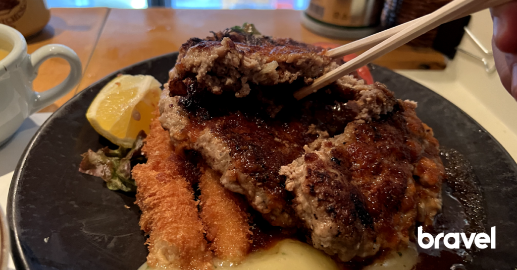 吉列炸蝦配和牛漢堡定食