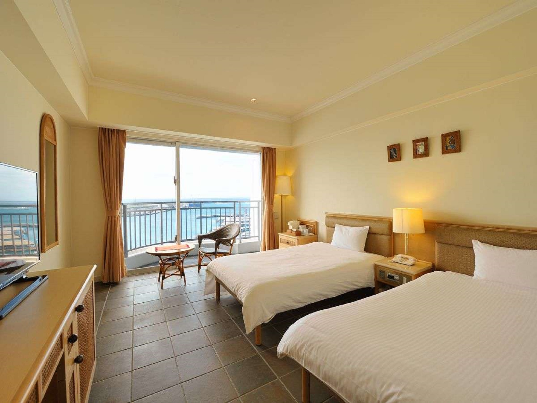 渡假必住！石垣五大人氣住宿2018！ - 石垣中東酒店 (Hotel East China Sea)