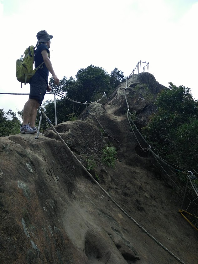 台灣登山 五寮尖登山步道 劍龍稜步道 拉繩步道 拉繩攀岩 攀岩步道 攀岩體驗 皇帝殿登山步道 登山步道 鳶嘴稍來山登山步道 孝子山步道